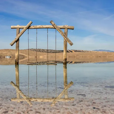 Apartament 1 Bedroom Lovely In Smrika