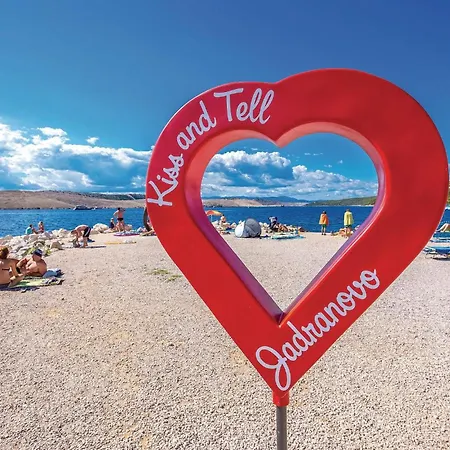 Apartament 1 Bedroom Lovely In